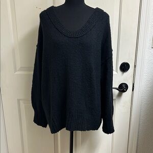 Free People Brookside Oversized Tunic Black Small Sweater, EUC